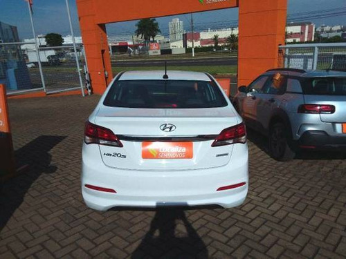 Imagem 2 de 9 de Hyundai Hb20s 1.6 Comfort Plus 16v Flex 4p Automático