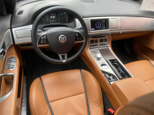 Imagen 14 de 15 de Jaguar Xf 3.0 Portfolio Sc V6 T At 2013