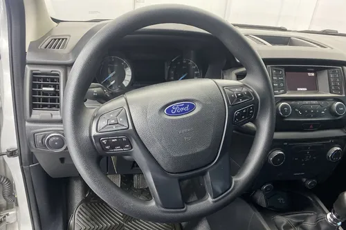 Ford Ranger 3.2 XLS MT 4X4