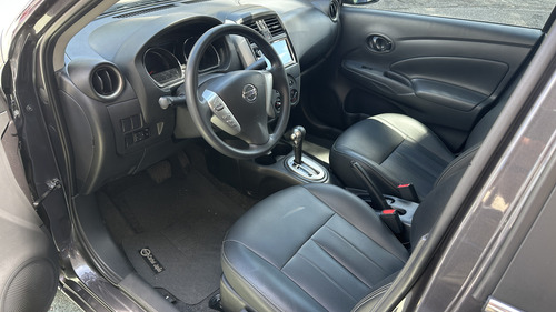 Nissan Versa V-Drive 1.6 Plus Cvt 4P