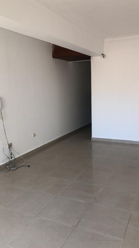 Imagen 2 de 7 de Apartamento En Venta