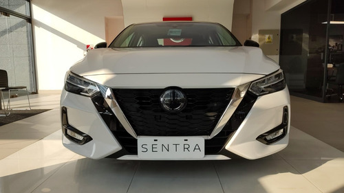 Imagen 7 de 25 de Nissan Sentra Sr Automático Cvt 2.0 Cesar