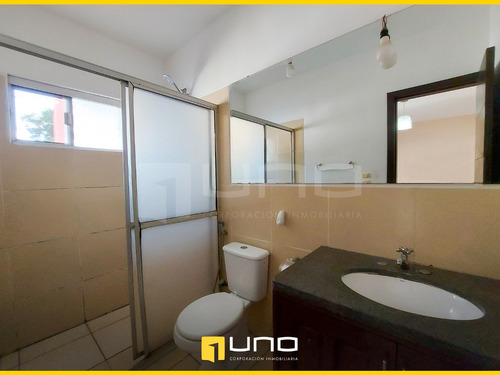 Imagen 9 de 16 de Inmediaciones Del Colegio San Lorenzo Bonita Casa En Venta