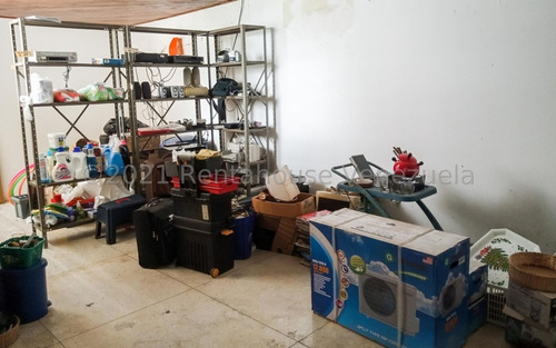 Imagen 21 de 30 de Casa En Venta Para Remodelar En Prados Del Este Mls #21-25308 Wilfredo Bazan