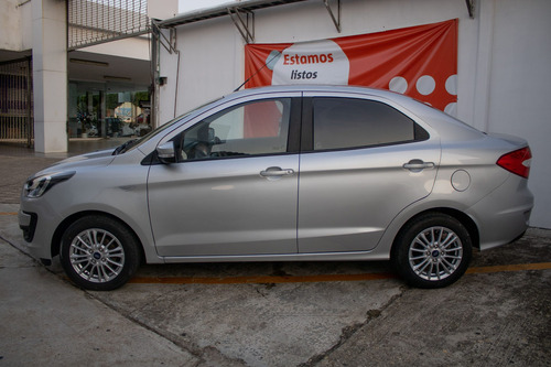 Imagen 3 de 4 de Ford Figo Sedan Energy L4 Fwd Equipado Tm 2020