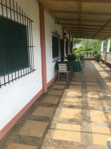 Imagen 5 de 8 de Parcela De Terreno Y Casa Carayaca
