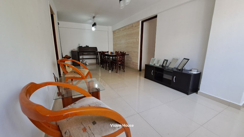 Venta De Apartamento. Urb Calicanto Resd Villa El Parque