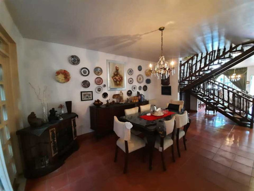 Imagen 3 de 16 de Vendo Casa 250m2 5h/5b/5p Monte Alto 0327