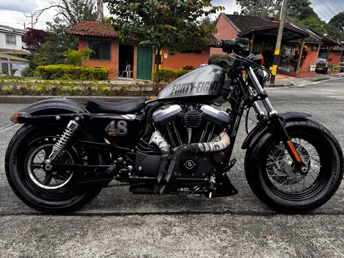 Harley Davidson 48 Hard Candy Custom