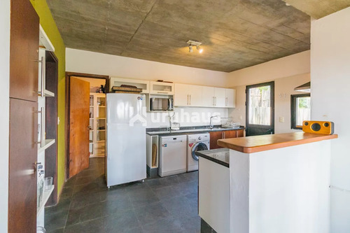 Venta Casa Cinco Dormitorio Montoya