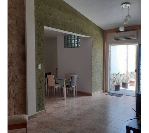 Imagen 2 de 15 de Venta De Oportunidad, Amoblada, Casa En Villas Del Campo, San Diego/marco Sevilla Cod: 140832