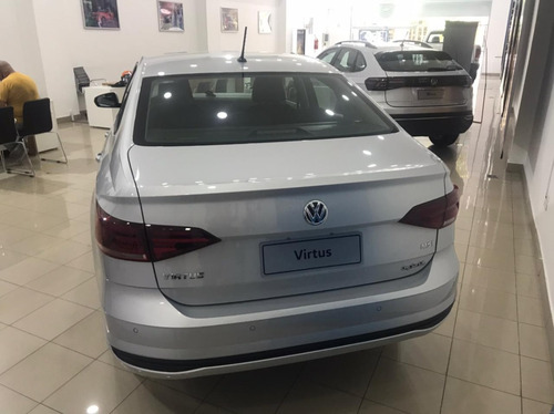 Volkswagen Virtus Comfortline 1.6 At (rc)