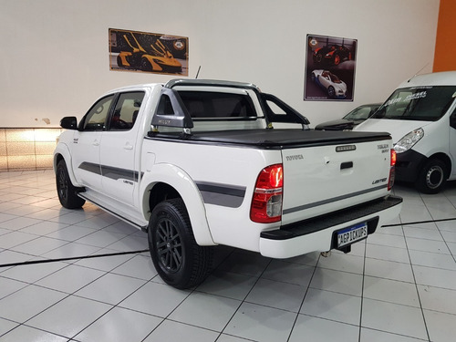 Imagem 2 de 15 de Toyota Hilux Srv Limited 3.0 Turbodiesel 4x4 2015 Completa