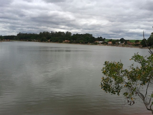 Imagem 2 de 17 de Rancho No Balneário Municipal De Quatá- Sp. - 1150