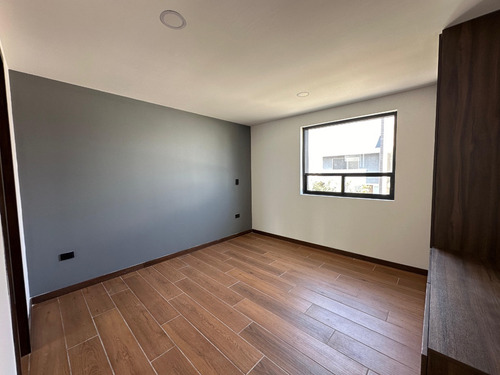 Casa En Venta Lomas De Angelopolis 2 Parque Lisboa Con Cancha De Paddle