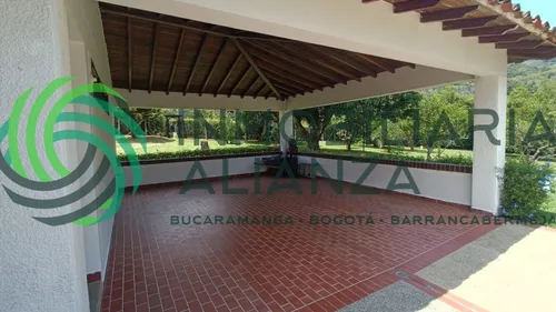 Casa Campestre En Venta En Menzuly. Cod V61376