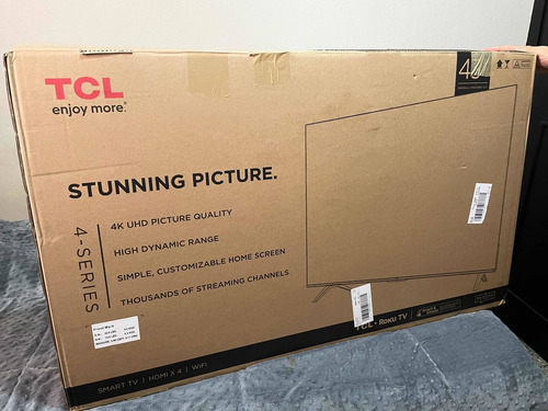 Imagen 2 de 5 de Televisor Tcl Smart Roku Tv 43 Pulgadas 4k Uhd