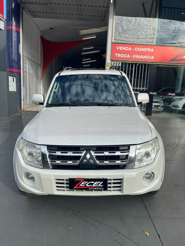Mitsubishi Pajero 3.2 Hpe Aut. 5p