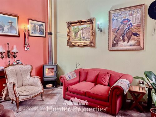 Casa En Venta De 4d3b De 365m2 En Condominio La Reina. Talca