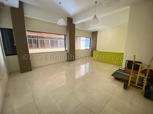 Local En Alquiler Quinta Crespo Mls 25-2401