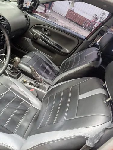 Mitsubishi Lancer 1.3 Gl 5 p