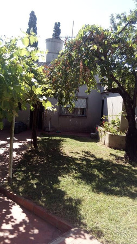 Imagen 8 de 10 de Casa En Venta - 3 Ambientes - Parque - San Antonio De Padua - Permuta