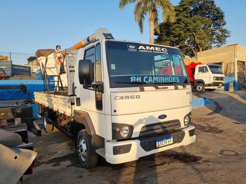 Imagem 1 de 8 de Ford Guiton Cargo 816
