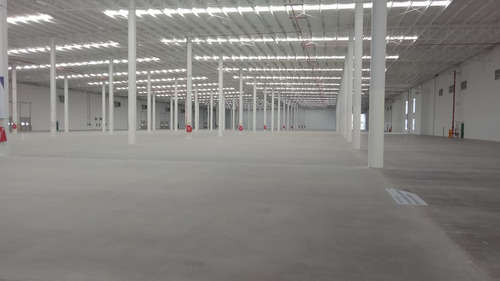 Nave Industrial En Renta En Santa Rosa Jáuregui Querétaro 40,000 M2
