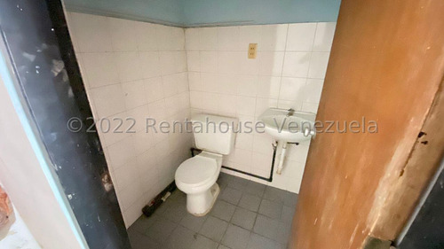 Edificio En Venta En Centro Barquisimeto Lara -- %%m-c-t%% Cod. 23 Guion 9 3 4 3