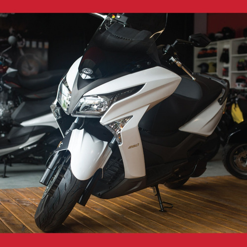 Imagen 5 de 17 de Kymco Xtown 250 - Unico Moto Canning