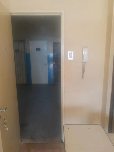 Imagen 9 de 21 de Alquiler Oficina Comercial - Apto Profesional - Muy Luminosa !!!