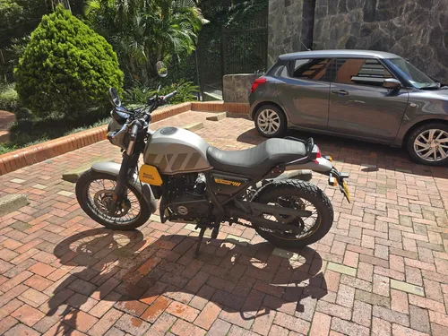 Royal Enfield Scram 411 Excelente Estado