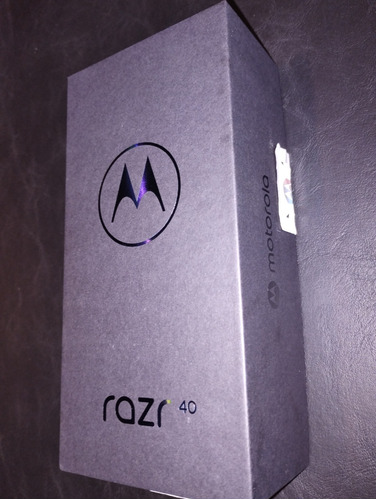 Celular Motorola Razr 40 Gris En Caja