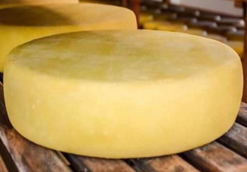 Queijo Minas Canastra Meia Cura 1,1 Kg - Artesanal