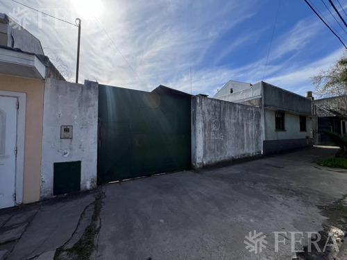 Venta De Terreno De 309 M2 En Bernal