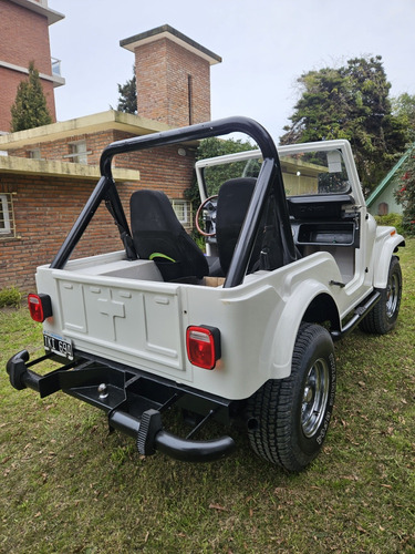 Jeep Ika 4x4 Motor 221 Caja Zf
