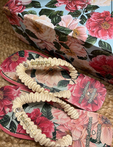 Havaianas Edição Especial Dolce & Gabbana Rosa Perfeita