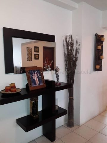Imagen 3 de 14 de Apartamento En Venta El Paraiso