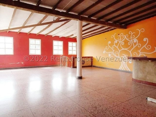 Imagen 13 de 13 de Casa En Venta Zona Centrica De Coro 2 Niveles Lista Para Habitar 04126887776 22-20829