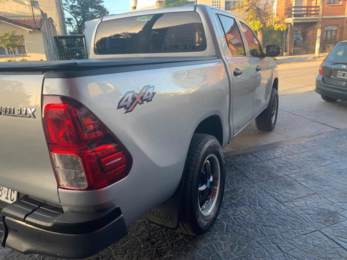 Toyota Hilux 2.4 Cd Dx 150cv 4x4 2016