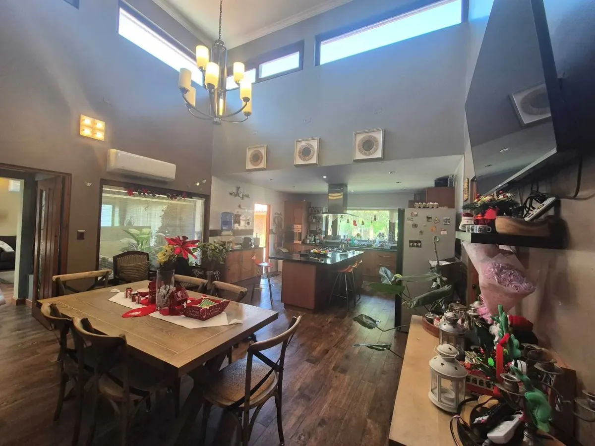 Imagen 2 de 18 de Casa En Barrio Tranquilo (175261)
