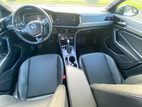 Imagen 9 de 14 de Jetta R-line 2019