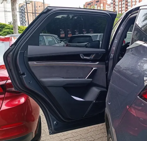 Byd Tang Modelo: 2025