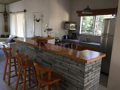 Muy Linda Casa En Alquiler En La Barra, 3 Dormitorios .- Ref: 324