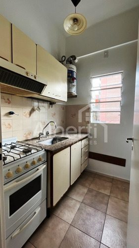 Venta Depatramento 2 Ambientes Ramos Mejía Centro.