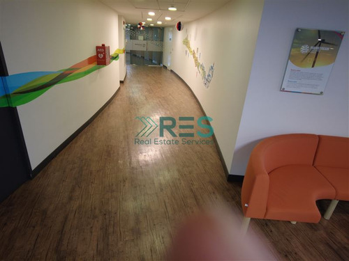 Oficina En Arriendo En Las Condes