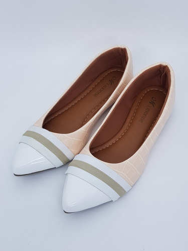 Imagem 1 de 3 de Sapatilha Feminina Cor Nude Com Detalhe Em Branco. Linda!