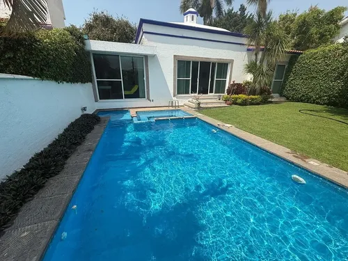 Casa En Venta En Lomas De Cocoyoc - foto 1