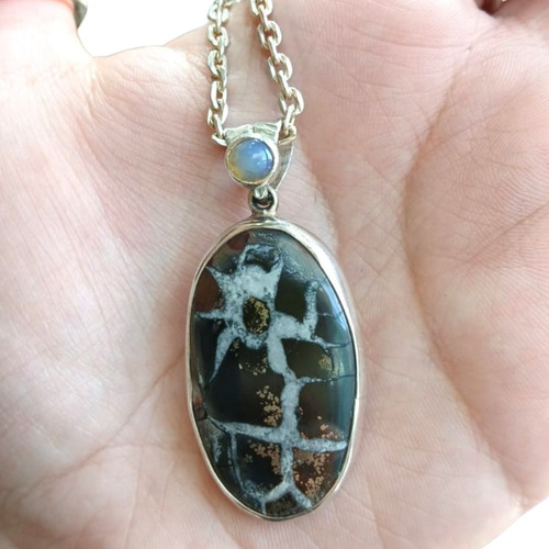 Dije De Autor Septaria Opalo Piedra Preciosa Plata 950 Negro