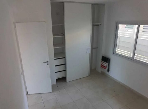 Imagen 4 de 6 de Venta!!! Departamento 2 Ambientes Amplio En Complejo Cerrado